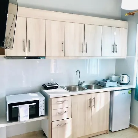 Apartment Banos 2 Bed And Swimming Pool Near The