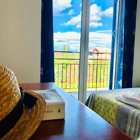 Banos 2 Bed And Swimming Pool Near The Apartment *